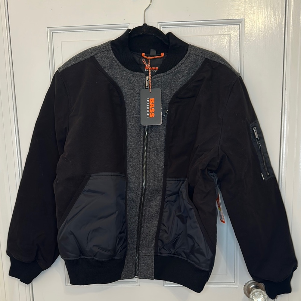 Bass Outdoor Hero Bomber Jacket Black‎ size M NWT